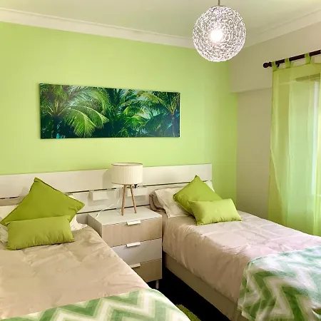 Spacious Getaway Διαμέρισμα