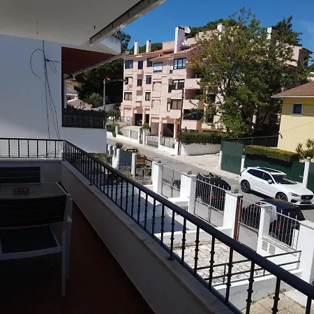 Apartment Spacious Getaway
